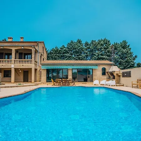 Superbe Avec Piscine Et Vue Sur Le Village Venejan