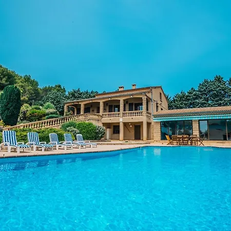 Villa Superbe Avec Piscine Et Vue Sur Le Village
