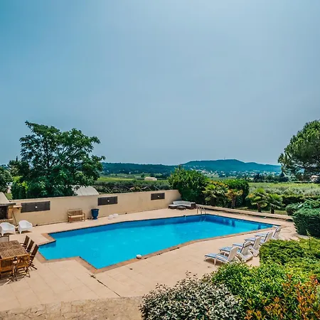 Superbe Avec Piscine Et Vue Sur Le Village