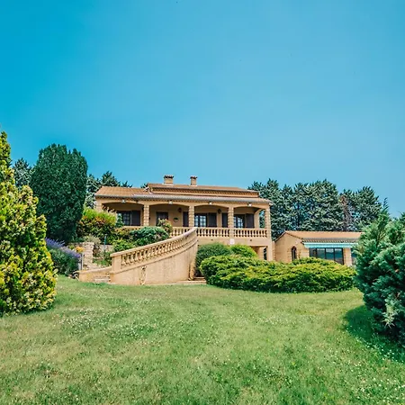 Superbe Avec Piscine Et Vue Sur Le Village Vénéjan